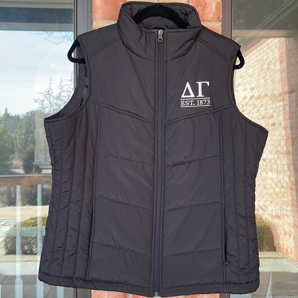 DELTA GAMMA BLACK VEST
